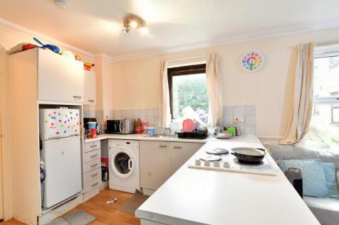 Lounge/Kitchen /Dining Room