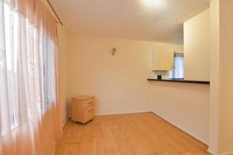 Lounge/ Dining Room