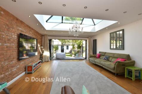 Kitchen/Family Room
