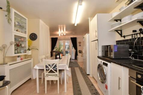 Lounge/Kitchen/ Dining Room