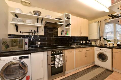 Lounge/Kitchen/ Dining Room