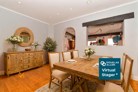 Dining Area (Farmhouse Style)