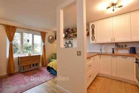 Living Room /Kitchen