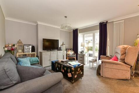Lounge/Kitchen/Dining Room