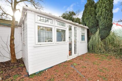 Workshop/Outbuildings