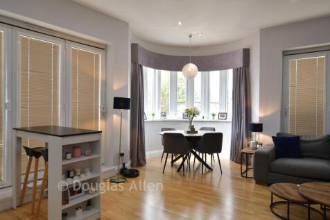 Lounge/Kitchen/Dining Room