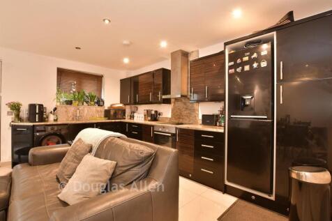 Lounge/Kitchen /Dining Room *