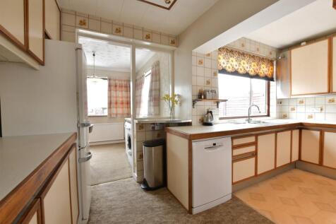 Kitchen /Dining Room