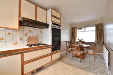Kitchen /Dining Room