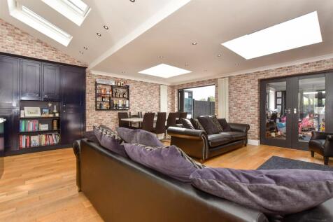 Family/Dining Area