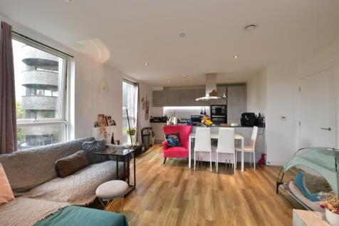 Lounge/Kitchen /Dining Room