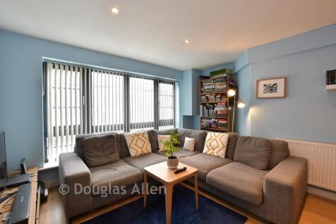 Lounge/Kitchen/Dining Room