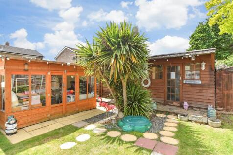 External Lifestyle Photograph