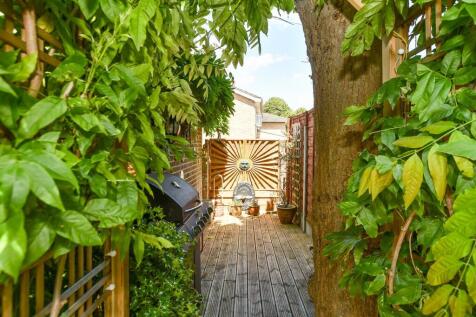 External Lifestyle Photograph
