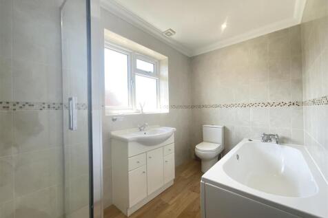 Bath &amp; Shower Room