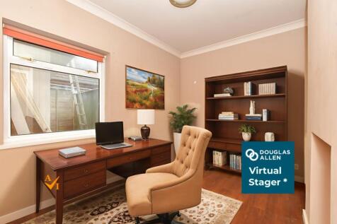 Bedroom 3 (Contemporary Style)