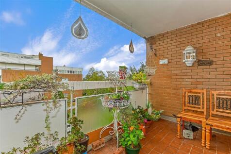 Balcony / Terrace
