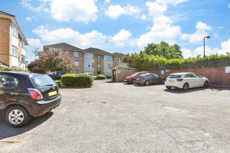 Driveway/Parking