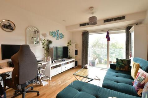 Lounge/Kitchen/Dining Room