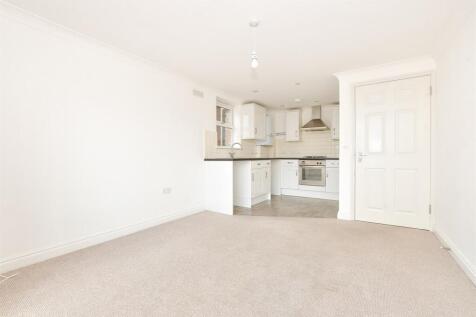 Kitchen/ Living Room
