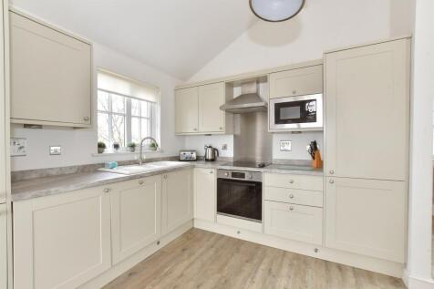 Kitchen/ Living Room