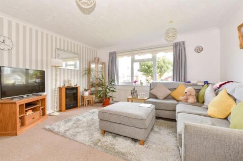 Lounge/ Dining Room