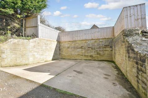 Driveway/Parking