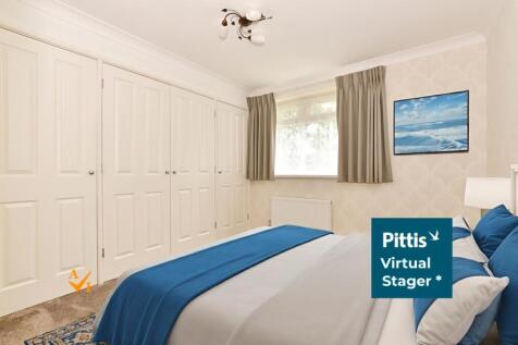 Bedroom 1 (Contemporary Style)