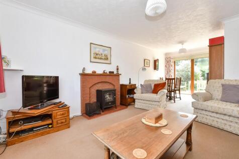 Lounge/ Dining Room