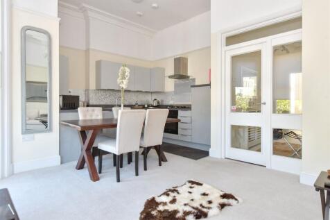 Kitchen/Living Room
