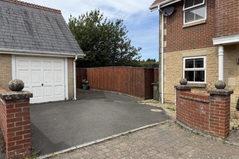 Garage &amp; Parking