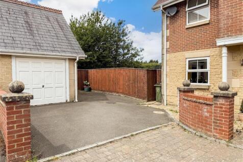 Garage &amp; Parking
