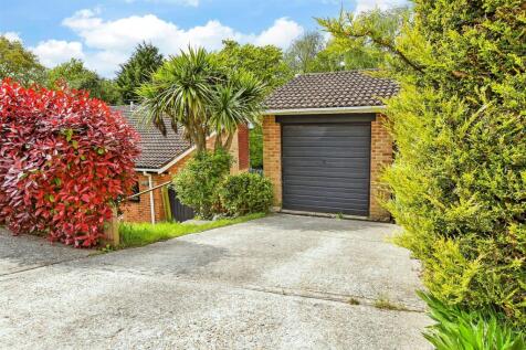 Driveway/Parking