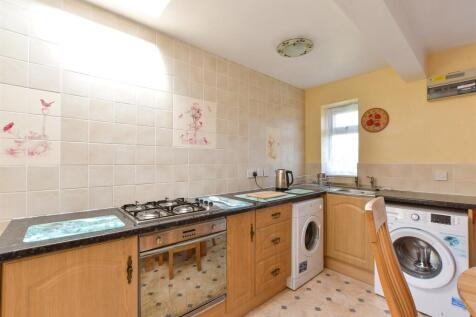 Kitchen/ Dining Room