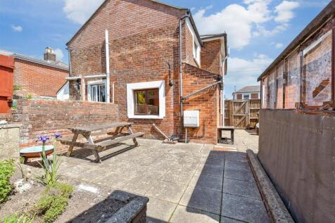 Patio / Decking