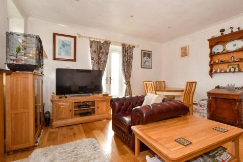 Lounge/ Dining Room