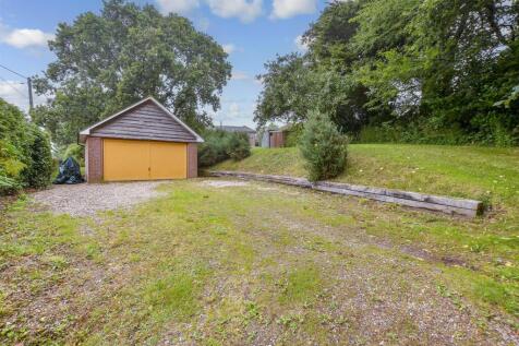 Driveway/Parking