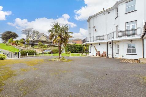 Driveway/Parking