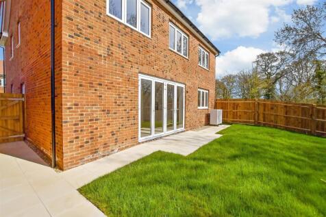 Patio / Decking
