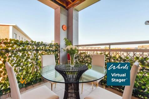 Balcony (Modern Style)