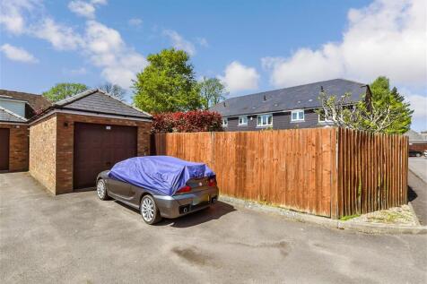 Garage/Parking