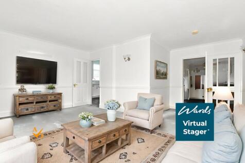 Lounge/Diner (Farmhouse Style)