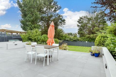 Patio / Decking