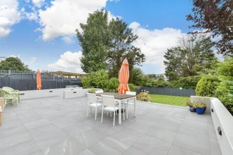 Patio / Decking