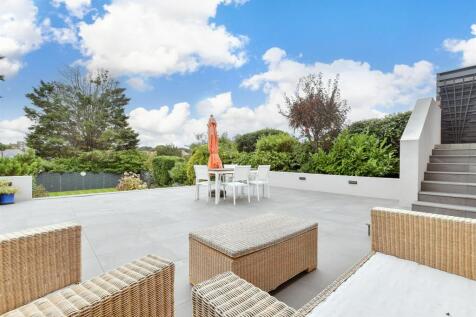 Patio / Decking
