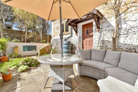 Patio / Decking