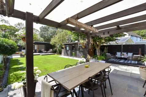 Patio / Decking