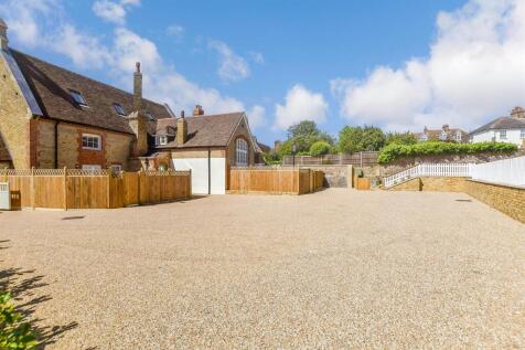 Driveway/Parking