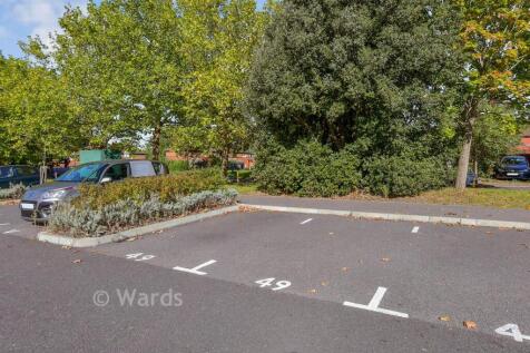 Driveway/Parking