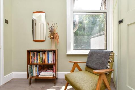 Internal Lifestyle Photograph